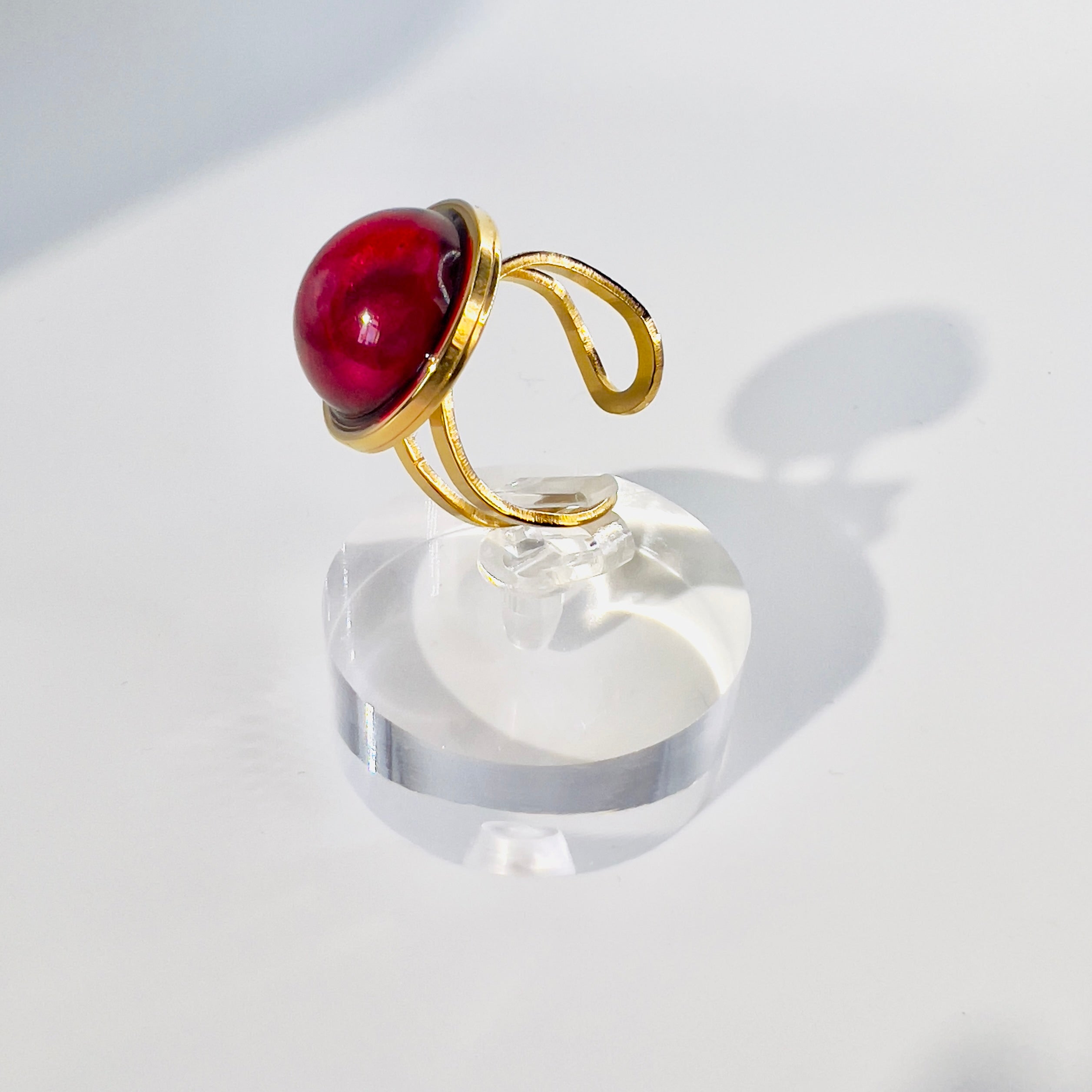 Ruby Red Resin Ring: Gold Tone Cocktail Ring