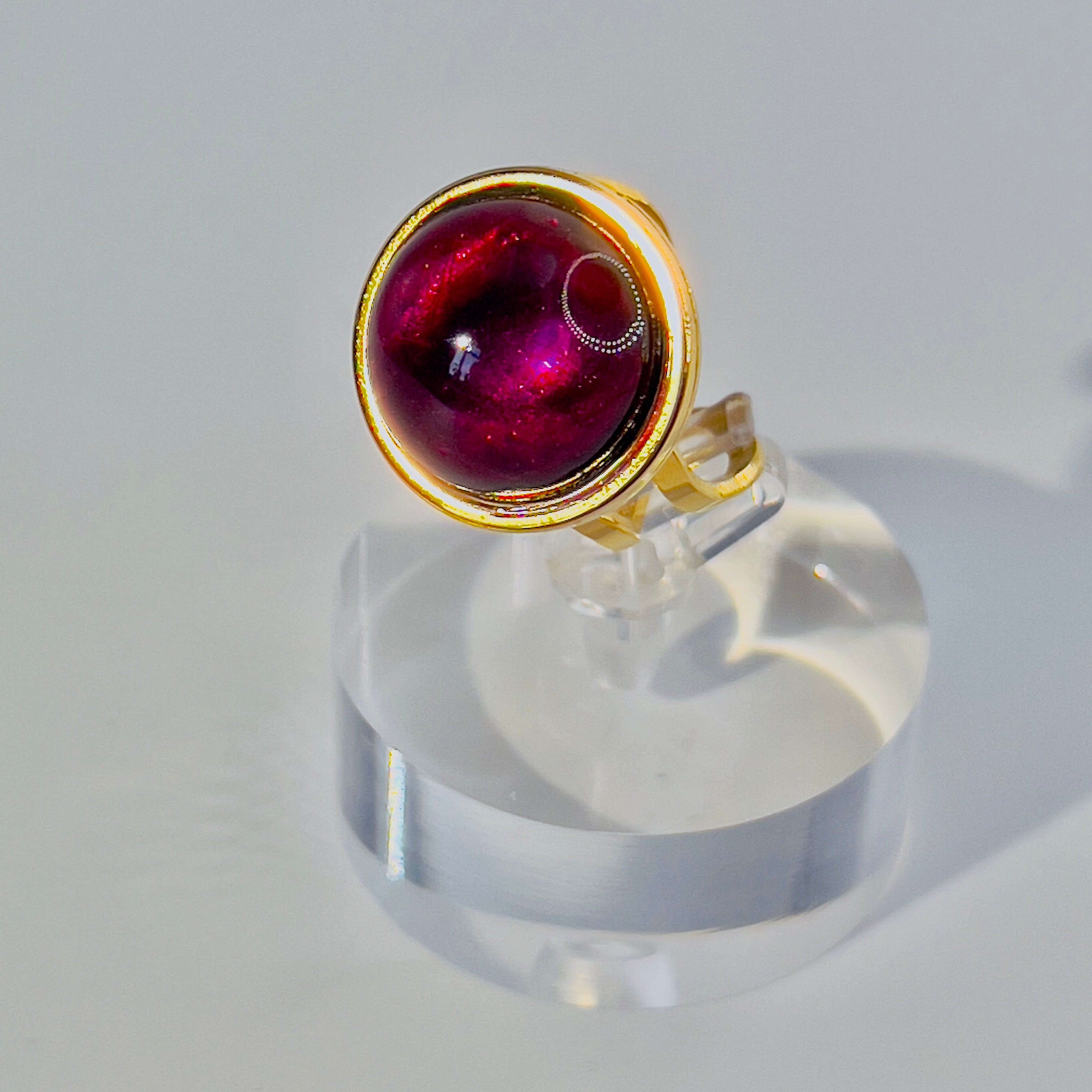 Ruby Red Resin Ring: Gold Tone Cocktail Ring