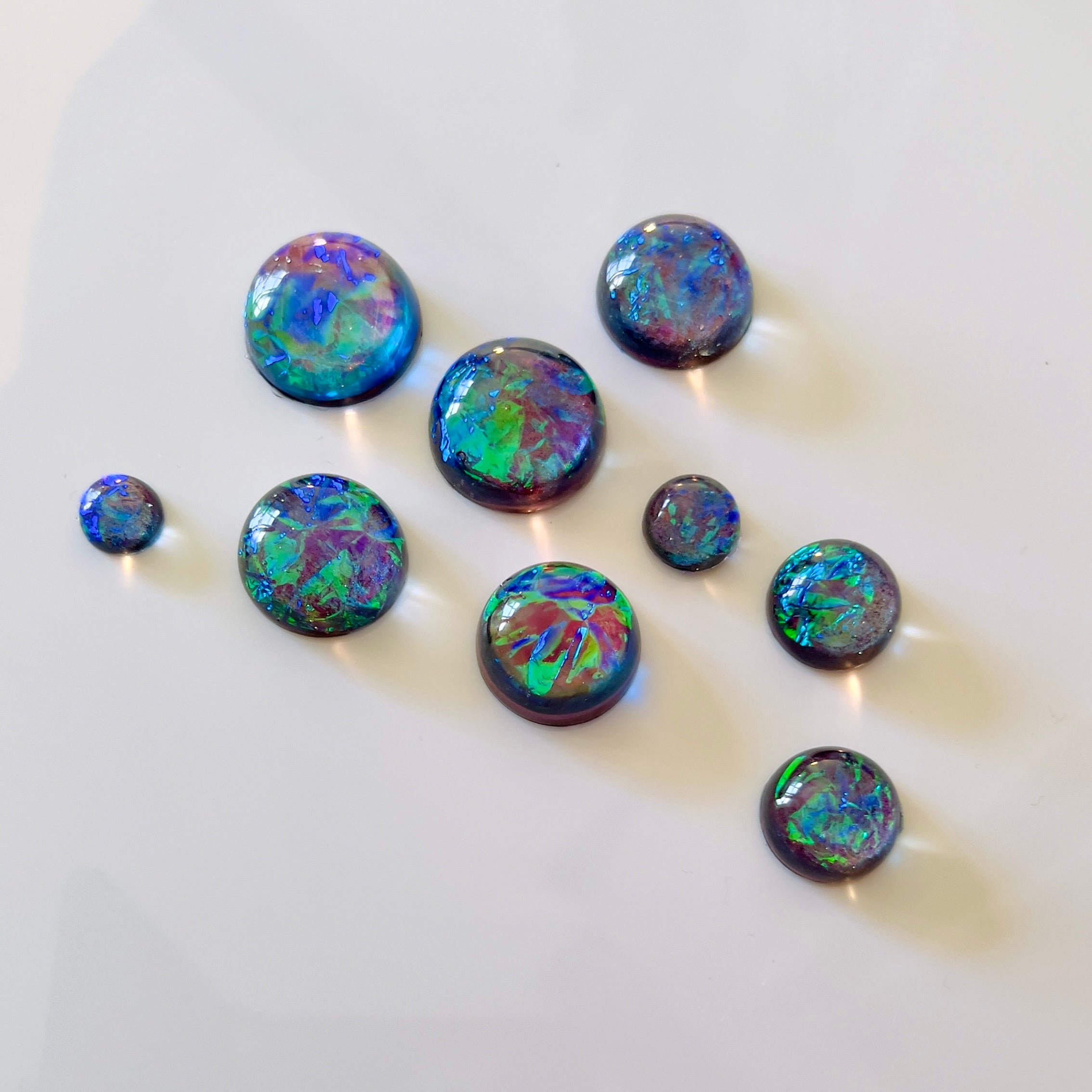 Dichroic Resin Cabochons: Galaxy Aurora Opal Domes