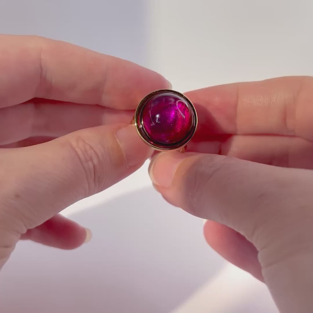 Ruby Red Resin Ring: Gold Tone Cocktail Ring